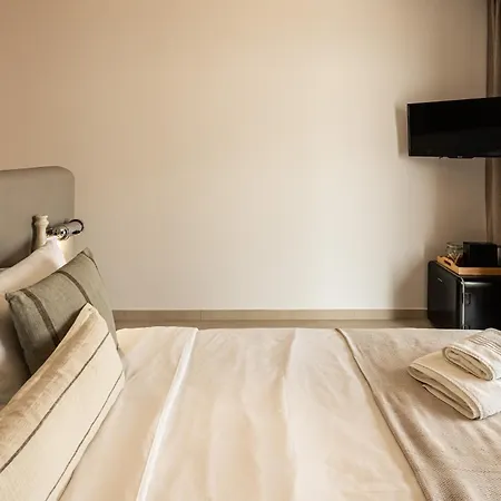 Rezident 2&3 3* 艾福雷诺德