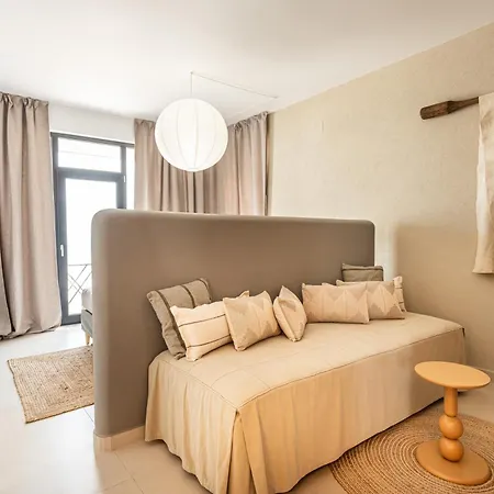 招待所 Rezident 2&3