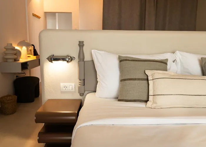 招待所 Rezident 2&3 3*