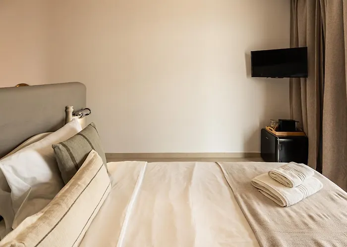 Rezident 2&3 3* 艾福雷诺德